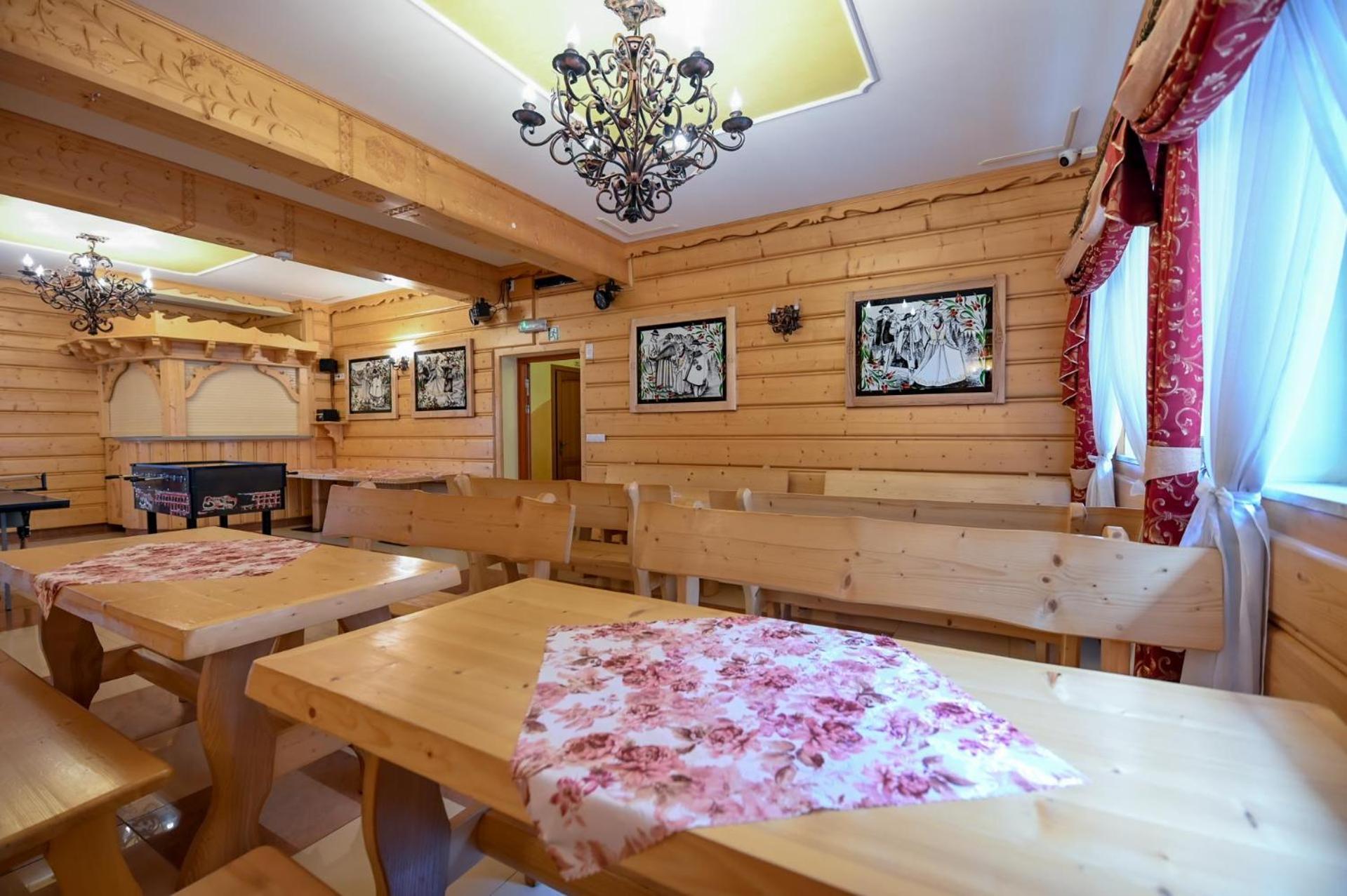 Pod Tatrami 2 - Swietna Lokalizacja, Obok Przystanku Ski Busa Oraz Restauracji, Duzy Parking Bialka Tatrzanska Exteriör bild