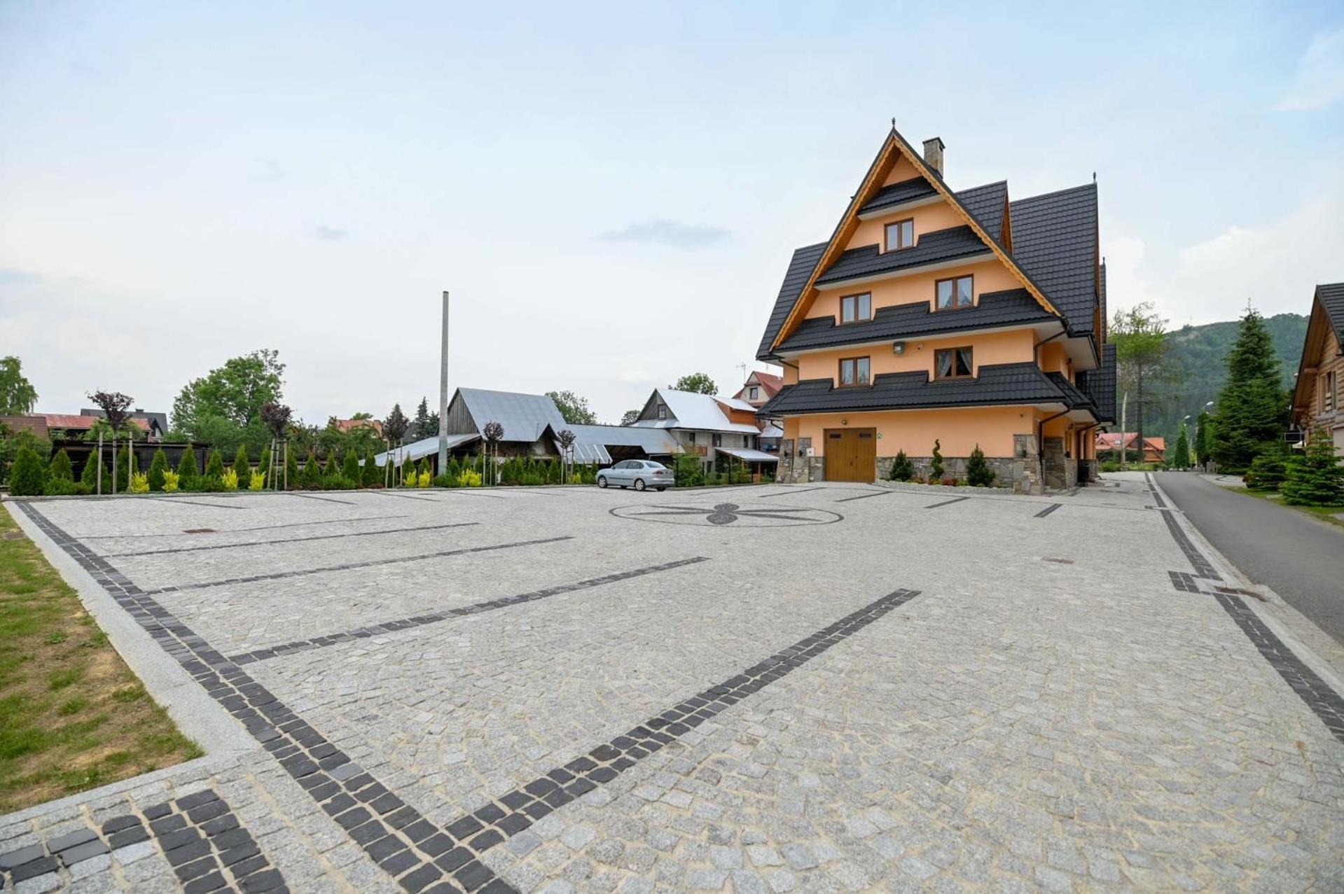 Pod Tatrami 2 - Swietna Lokalizacja, Obok Przystanku Ski Busa Oraz Restauracji, Duzy Parking Bialka Tatrzanska Exteriör bild