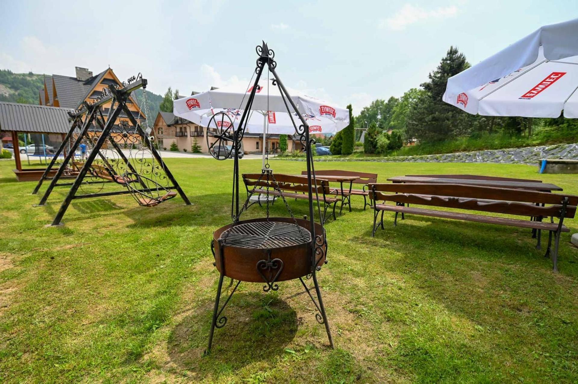 Pod Tatrami 2 - Swietna Lokalizacja, Obok Przystanku Ski Busa Oraz Restauracji, Duzy Parking Bialka Tatrzanska Exteriör bild